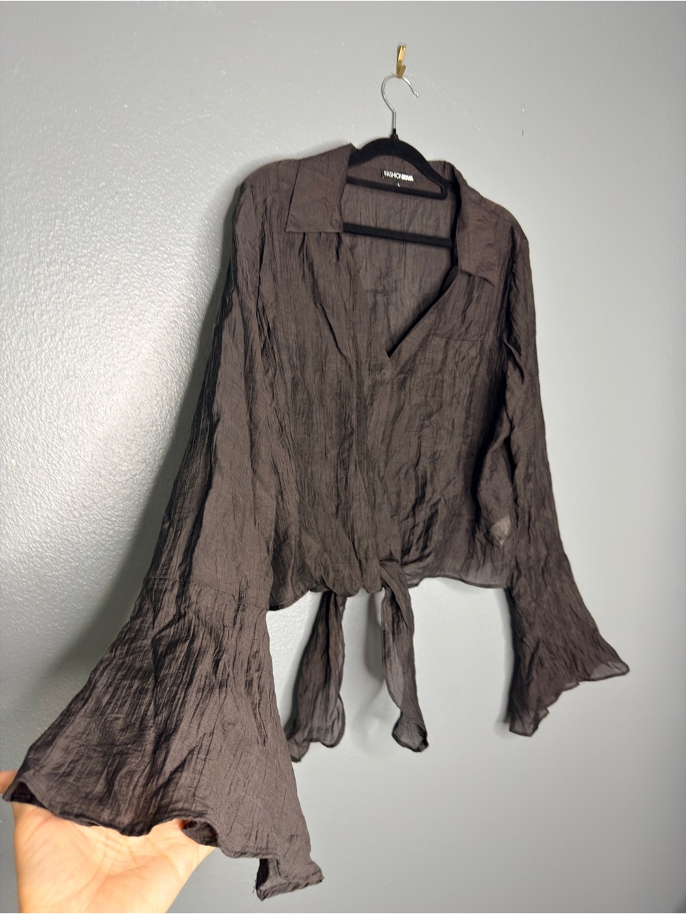 Fashion Nova Black Crinkle Tie-Front Blouse Whimsy Goth Witchy Large